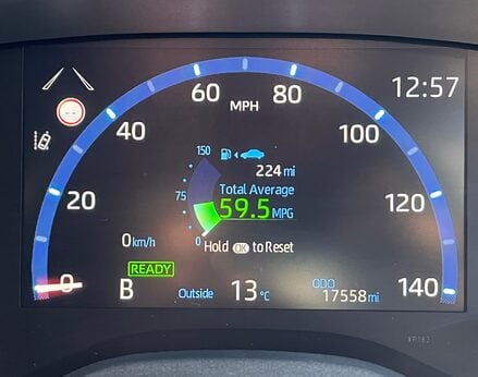Toyota Yaris Cross EXCEL 24