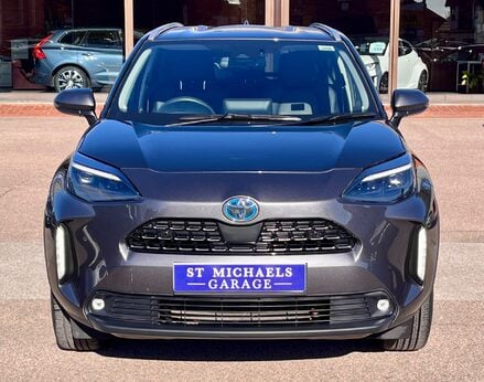 Toyota Yaris Cross EXCEL 5