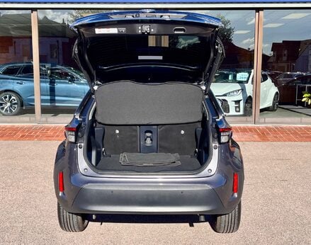 Toyota Yaris Cross EXCEL 66