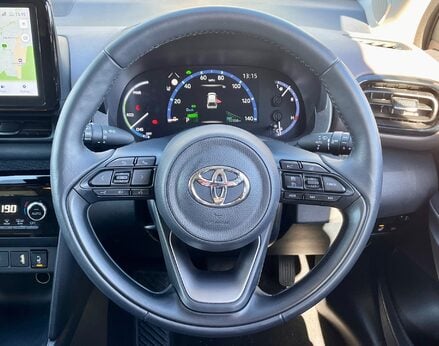 Toyota Yaris Cross EXCEL 20