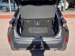 Toyota Yaris Cross EXCEL 67