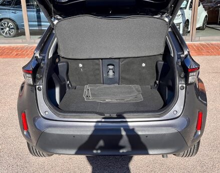 Toyota Yaris Cross EXCEL 67