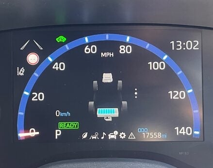 Toyota Yaris Cross EXCEL 25