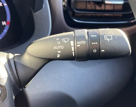 Toyota Yaris Cross EXCEL 59