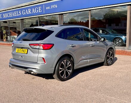 Ford Kuga ST-LINE X EDITION ECOBLUE 8