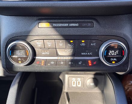 Ford Kuga ST-LINE X EDITION ECOBLUE 56