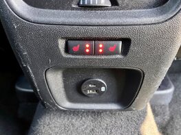 Ford Kuga ST-LINE X EDITION ECOBLUE 76