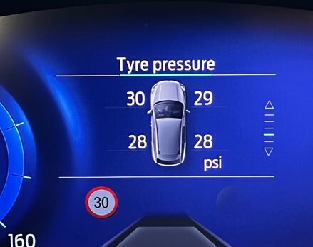 Ford Kuga ST-LINE X EDITION ECOBLUE 26