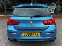 BMW 1 Series 118D SPORT 6