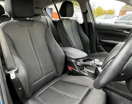 BMW 1 Series 118D SPORT 53