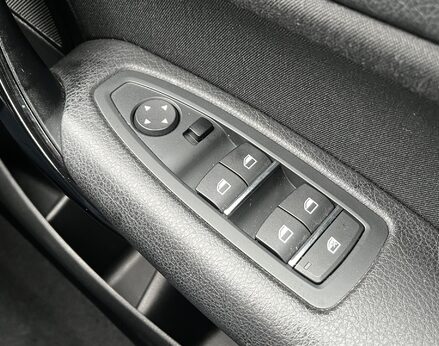 BMW 1 Series 118D SPORT 52