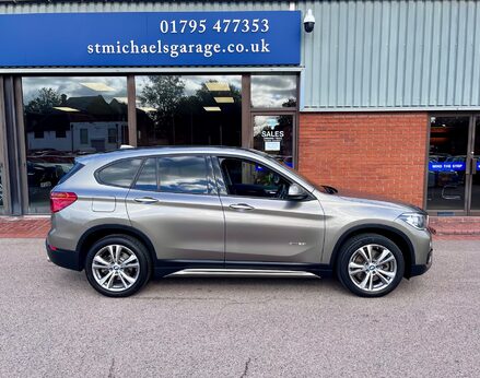 BMW X1 XDRIVE20I SPORT 26