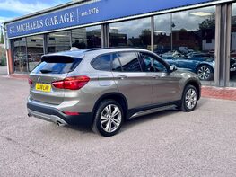 BMW X1 XDRIVE20I SPORT 27