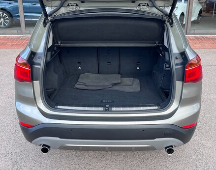 BMW X1 XDRIVE20I SPORT 21