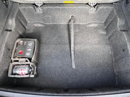 BMW X1 XDRIVE20I SPORT 23