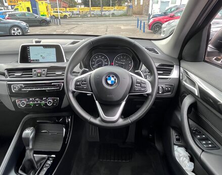 BMW X1 XDRIVE20I SPORT 10