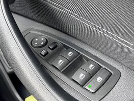 BMW X1 XDRIVE20I SPORT 74