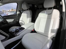 Hyundai TUCSON T-GDI ULTIMATE 70