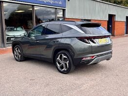 Hyundai TUCSON T-GDI ULTIMATE 9