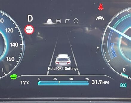 Hyundai TUCSON T-GDI ULTIMATE 30