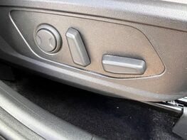 Hyundai TUCSON T-GDI ULTIMATE 68