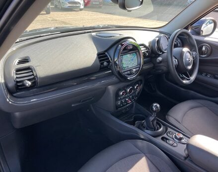Mini Clubman COOPER CLASSIC 24