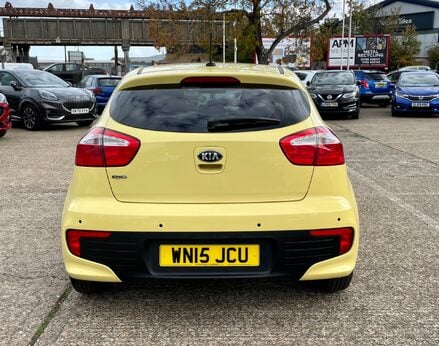 Kia Rio SR7 6