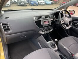 Kia Rio SR7 22