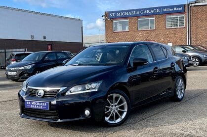 Lexus CT 200H PREMIER