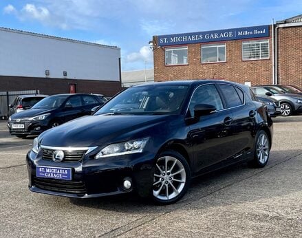 Lexus CT 200H PREMIER 1