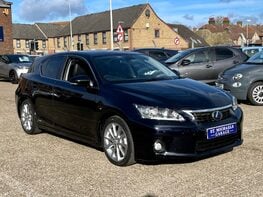 Lexus CT 200H PREMIER 4
