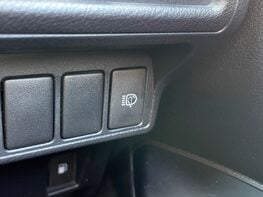 Lexus CT 200H PREMIER 57