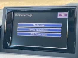 Lexus CT 200H PREMIER 36