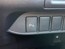 Lexus CT 200H PREMIER 56