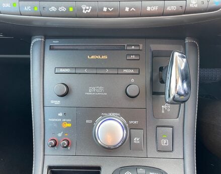 Lexus CT 200H PREMIER 45