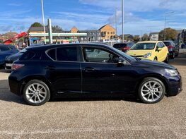 Lexus CT 200H PREMIER 10