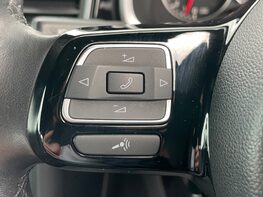 Volkswagen Beetle DESIGN TSI 38