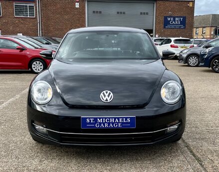 Volkswagen Beetle DESIGN TSI 5