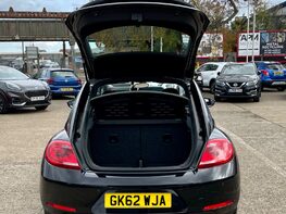 Volkswagen Beetle DESIGN TSI 36