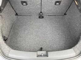 Volkswagen Beetle DESIGN TSI 49