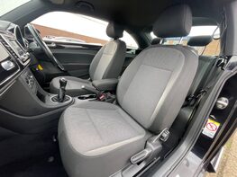 Volkswagen Beetle DESIGN TSI 46