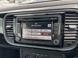 Volkswagen Beetle DESIGN TSI 25