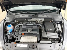 Volkswagen Beetle DESIGN TSI 7