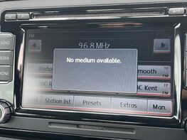 Volkswagen Beetle DESIGN TSI 30