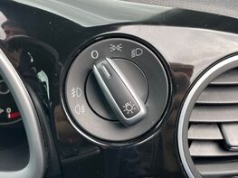 Volkswagen Beetle DESIGN TSI 42