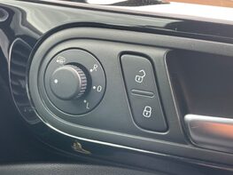 Volkswagen Beetle DESIGN TSI 43