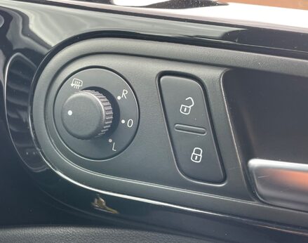 Volkswagen Beetle DESIGN TSI 43