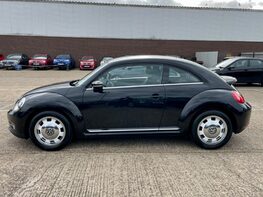 Volkswagen Beetle DESIGN TSI 11
