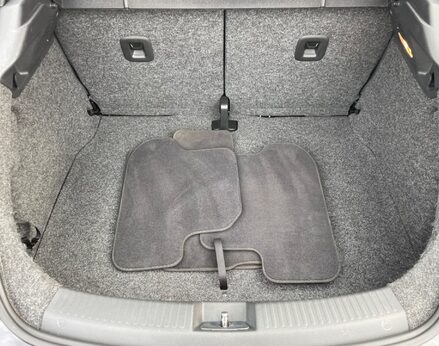 Volkswagen Beetle DESIGN TSI 48