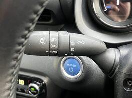 Mazda 2 Hybrid SELECT 57